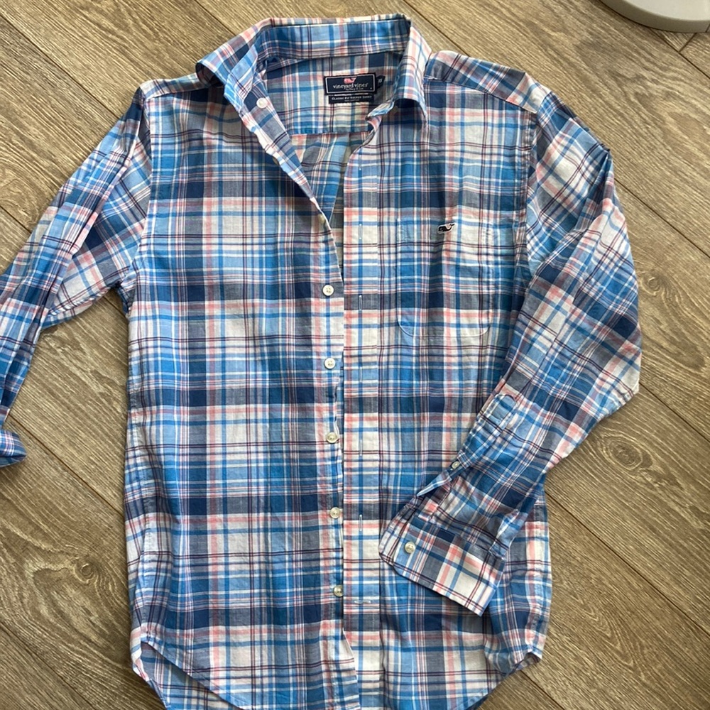 Vineyard Vines shirt